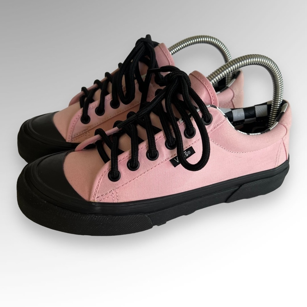 Vans Lazy Oaf Limited Womens 7.5 Mens 6 Pink Limited Shoes Skater Sneakers - Picture 3 of 8